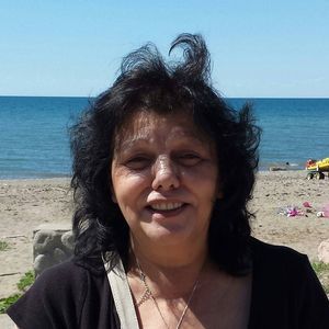 Meet your Posher, Tina